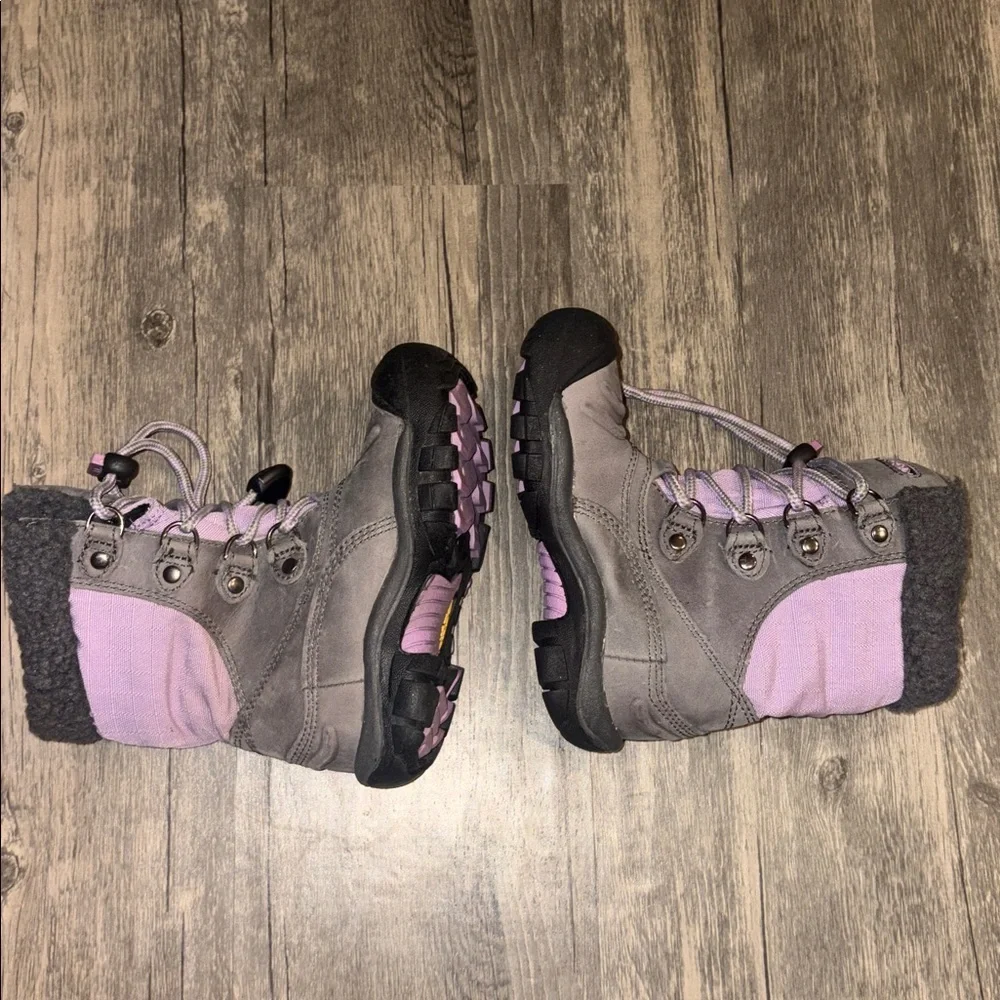 KEEN Little Kids' Snow Troll - NWOT size 9